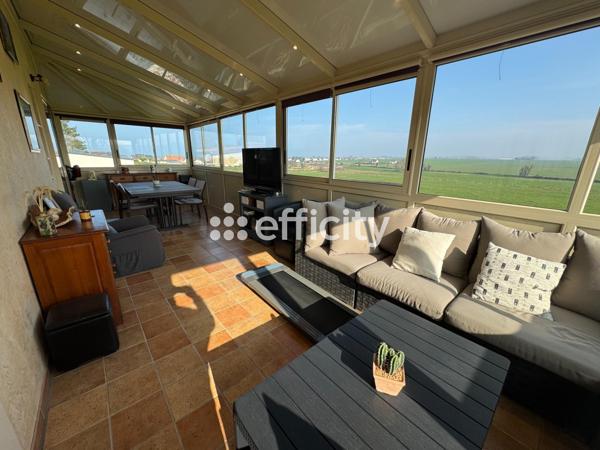 Maison
         5 pièces
        - 131 m² 299 000 € *