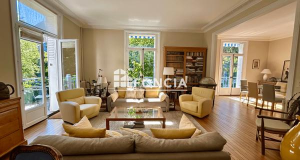 À vendre Maison 10 pièces 262 m² - Sceaux 92330