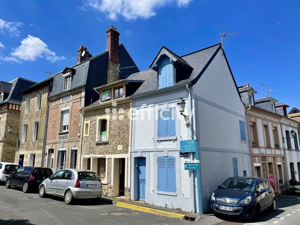 Maison
         3 pièces
        - 65 m² 294 000 € *