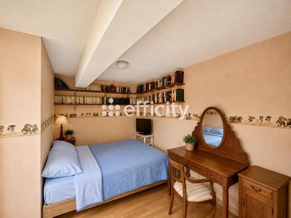 Maison
         3 pièces
        - 65 m² 294 000 € *