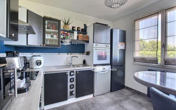 Appartement à vendre    5 pièces • 87,01 m2 Évry