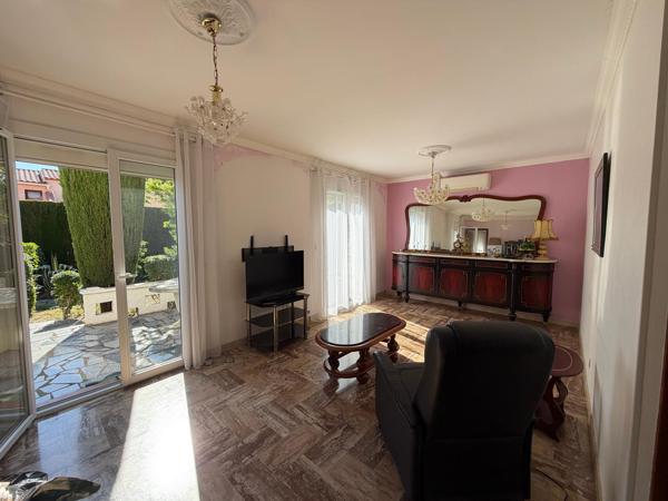 Maison 3 chambres dont 1 en rdc et jardin arboré