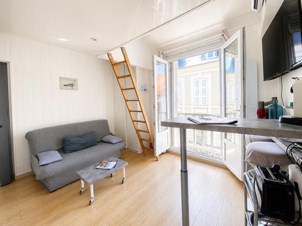 Appartement
         1 pièce
        - 20 m² Exclusivité 140 000 € *