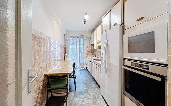 Appartement à louer    3 pièces • 77,37 m2 Nice