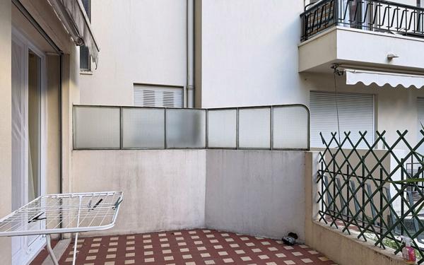 Appartement à louer    3 pièces • 77,37 m2 Nice