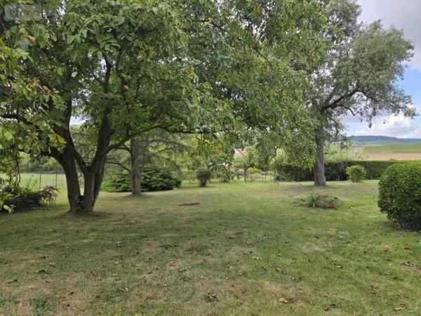 Terrain à Batir à vendre à Sermiers dans la Marne (51500), ref :