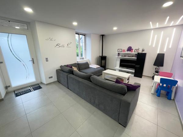 Maison F7 rénovée avec garage, terrain et piscine