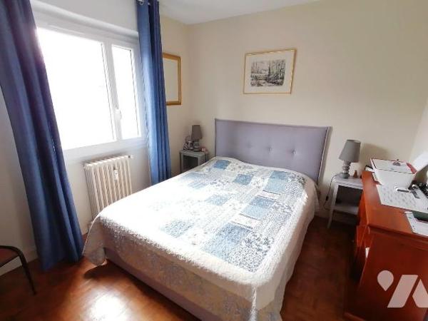 NOUVEAUTE TRENTE CINQ NOTAIRES !!! Spécial investisseur. Appartement actuellement loué. Au 1er ...
