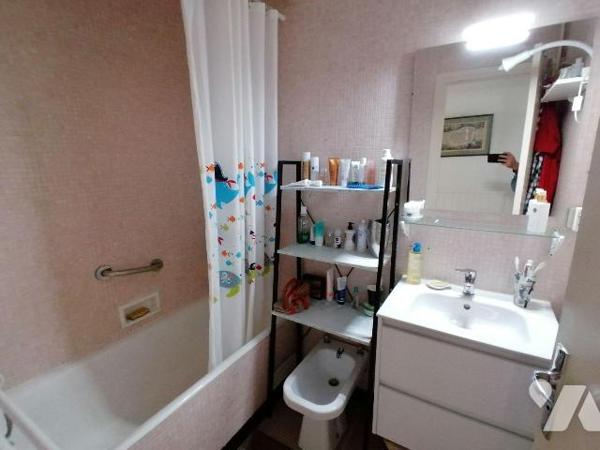 NOUVEAUTE TRENTE CINQ NOTAIRES !!! Spécial investisseur. Appartement actuellement loué. Au 1er ...