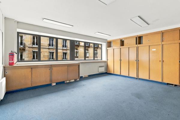 Bureaux à vendre à PARIS 75017