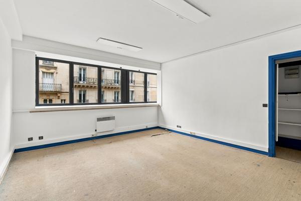 Bureaux à vendre à PARIS 75017