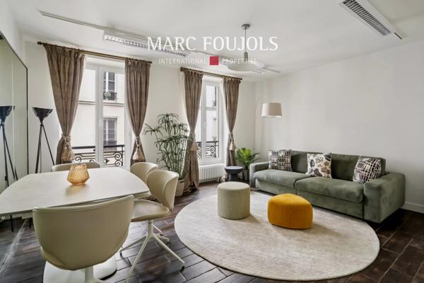 Paris VII Gros Caillou. Deux pièces en parfait état de 43m²
