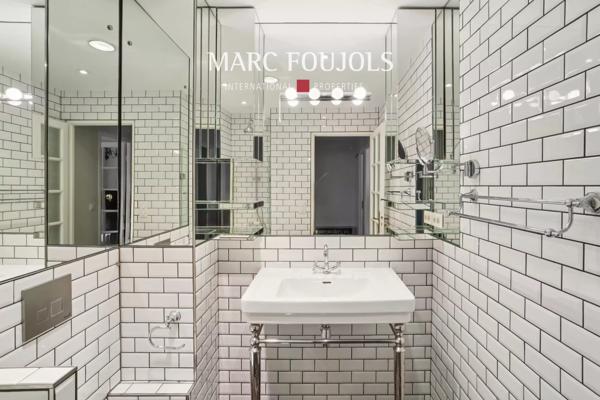 Paris VII Gros Caillou. Deux pièces en parfait état de 43m²