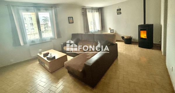 À vendre Maison 4 pièces 97 m² - Le Teil 07400