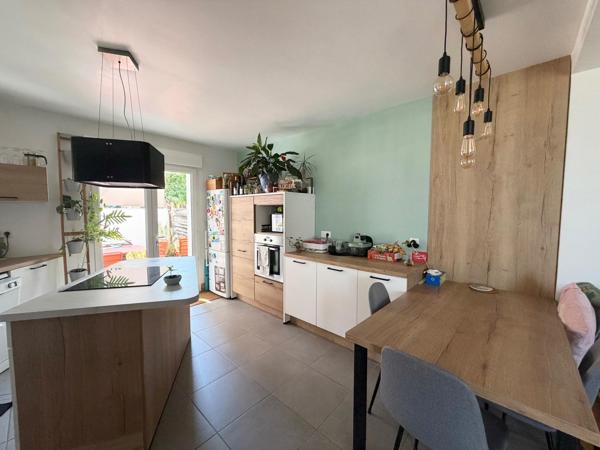 Maison avec vue Garonne au coeur de Roques