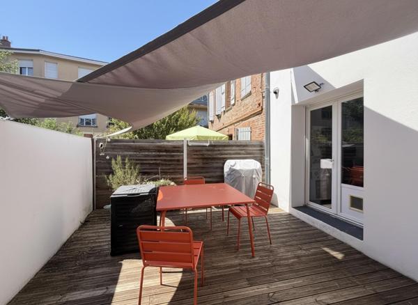 Maison avec vue Garonne au coeur de Roques