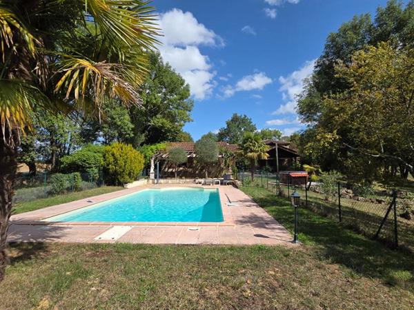 Proche Marciac dans le Gers maison 136 m2 sur 15 hectares