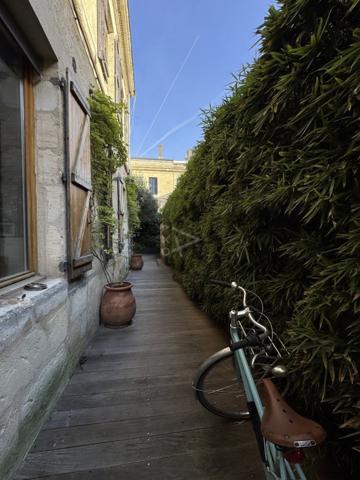 Triplex atypique avec jardin  Chartrons / Rue Poyenne