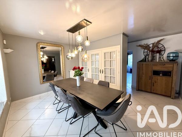 Maison à vendre 6 pièces 205 m² Hurigny