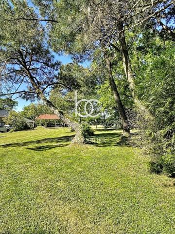 SURZUR Maison 7 pièces 204 m²