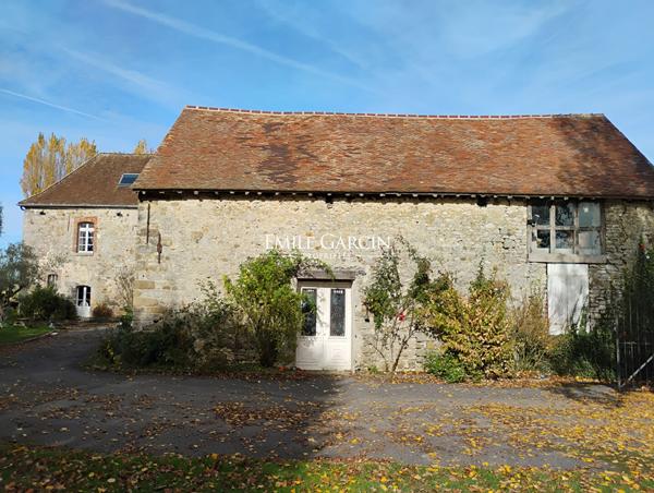 A VENDRE- Provins - Un ancien prieuré datant du XIVème siècle