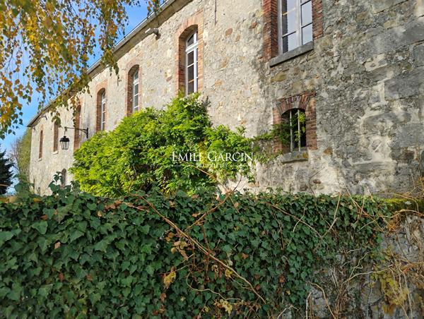 A VENDRE- Provins - Un ancien prieuré datant du XIVème siècle