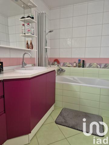 Maison à vendre 5 pièces 102 m² Saint-Pierre-du-Perray