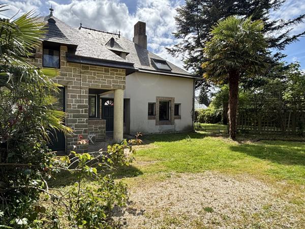 Maison Centre Ville AURAY 3 chambres 175 m2 terrain 1300 m2