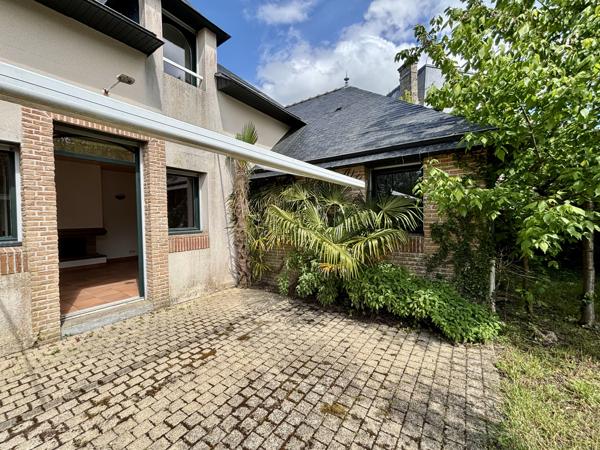 Maison Centre Ville AURAY 3 chambres 175 m2 terrain 1300 m2