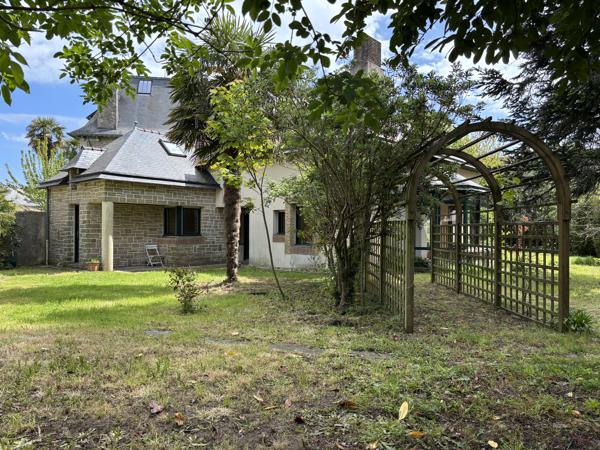 Maison Centre Ville AURAY 3 chambres 175 m2 terrain 1300 m2