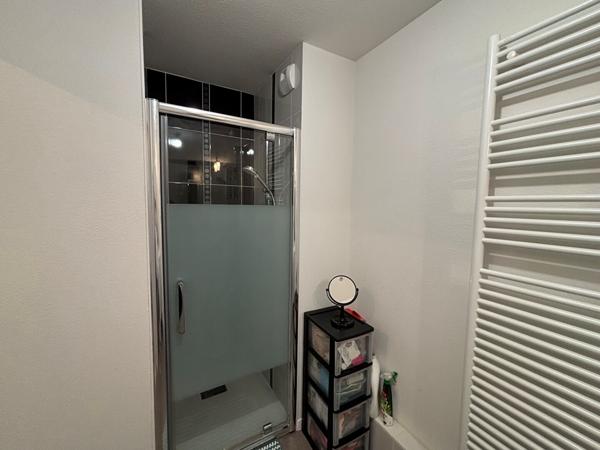 Appartement 2 pièce(s) 40.34m2 avec 2 places de parkings , Auray