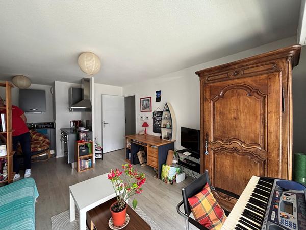Appartement 2 pièce(s) 40.34m2 avec 2 places de parkings , Auray