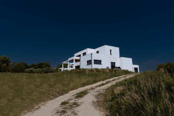 Maison contemporaine - 306 m² sur 4 024 m²