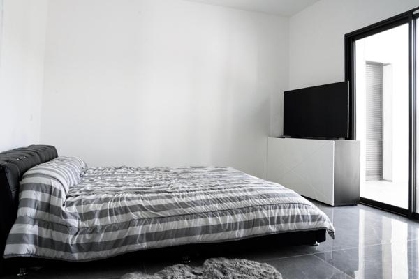 Maison contemporaine - 306 m² sur 4 024 m²