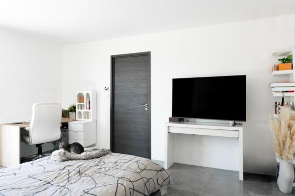 Maison contemporaine - 306 m² sur 4 024 m²