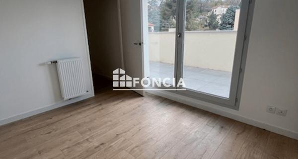 À vendre Appartement 4 pièces 90 m² - Rillieux-la-pape 69140