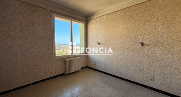 À vendre Appartement 5 pièces 97.15 m² - Toulon 83100