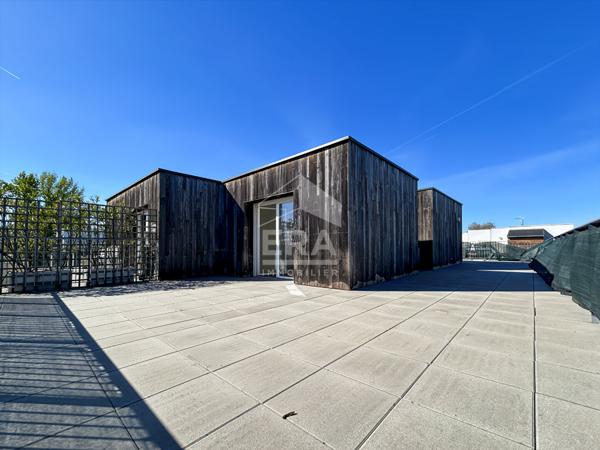 TRAM-CENTRE-VILLE-DERNIER ÉTAGE -ROOFTOP