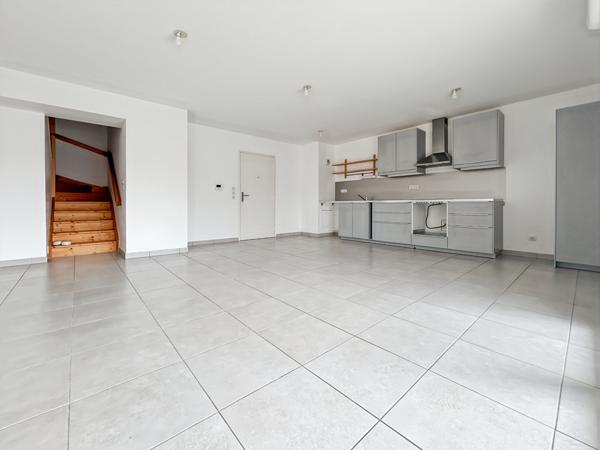 TRAM-CENTRE-VILLE-DERNIER ÉTAGE -ROOFTOP