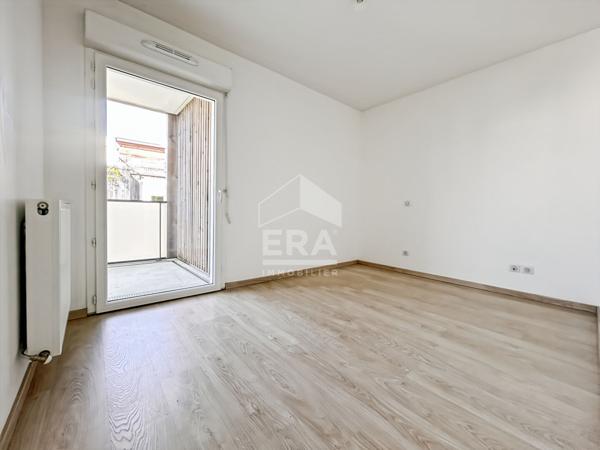 TRAM-CENTRE-VILLE-DERNIER ÉTAGE -ROOFTOP