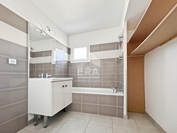 TRAM-CENTRE-VILLE-DERNIER ÉTAGE -ROOFTOP