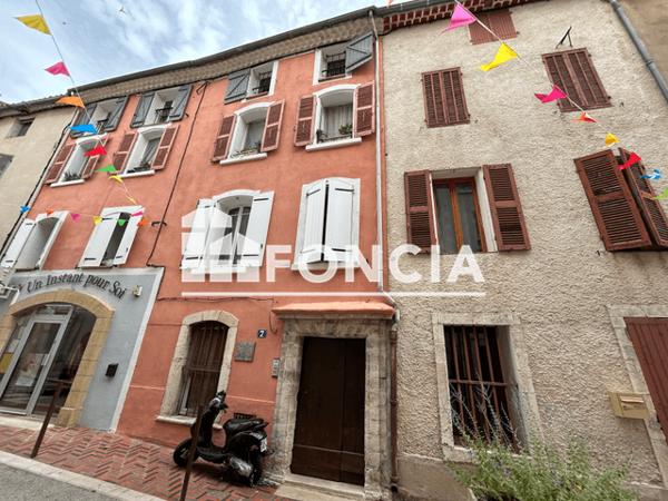 Location Appartement 2 pièces 43.37 m² - 7 RUE BOURGADE Signes 83870
