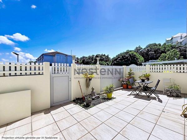 À vendre maison de type F4,115m2 avec terrasses et Jacuzzi à Baimbridge aux Abymes