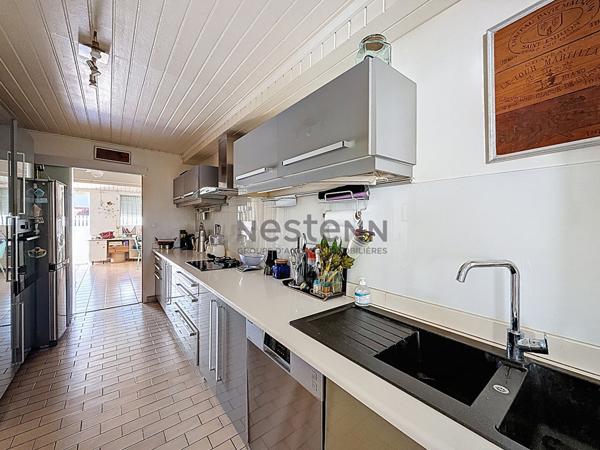 À vendre maison de type F4,115m2 avec terrasses et Jacuzzi à Baimbridge aux Abymes