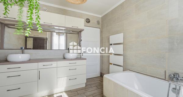 À vendre Maison 4 pièces 106 m² - Menton 06500