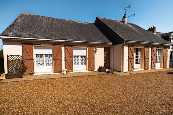 Maison 6 pièce(s) 121 m2 , Bellevigne en layon