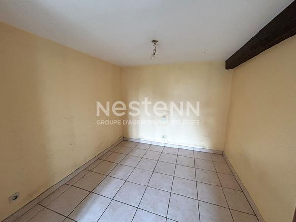 LONGERE DE PLAIN-PIED ENVIRONNEMENT CALME AVEC TRAVAUX À LYE (INDRE 36)