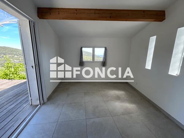 Location Maison 2 pièces 35 m² - Carqueiranne 83320