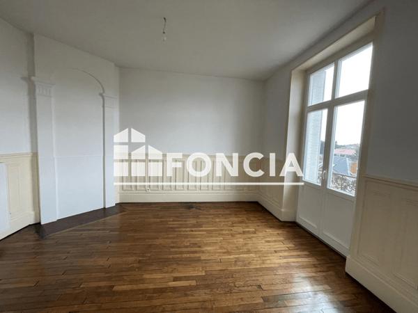 Location Appartement 4 pièces 66.76 m² - 28 RUE DE THIONVILLE Nancy 54000
