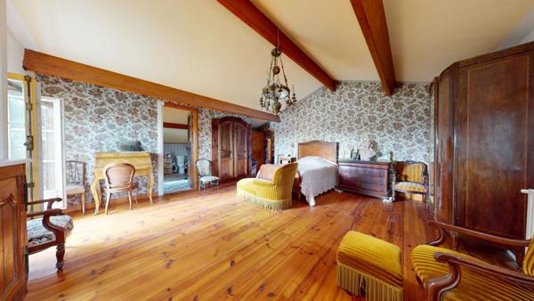 belle demeure en pierre